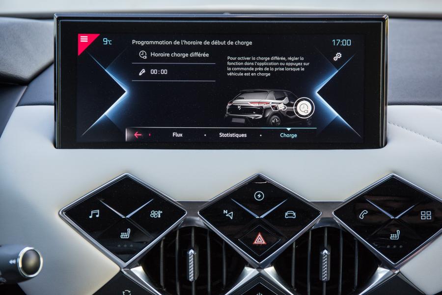 Детали интерьера DS 3 Crossback E-Tense 2019 года  (WW) (фото 35 из 42)